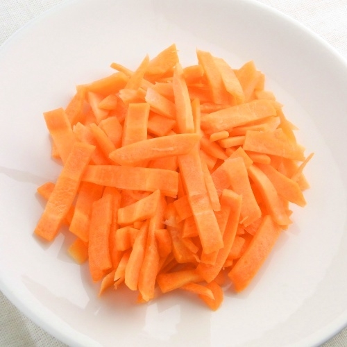 【冷野菜】　にんじん　短冊
