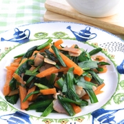 にらとにんじん炒め