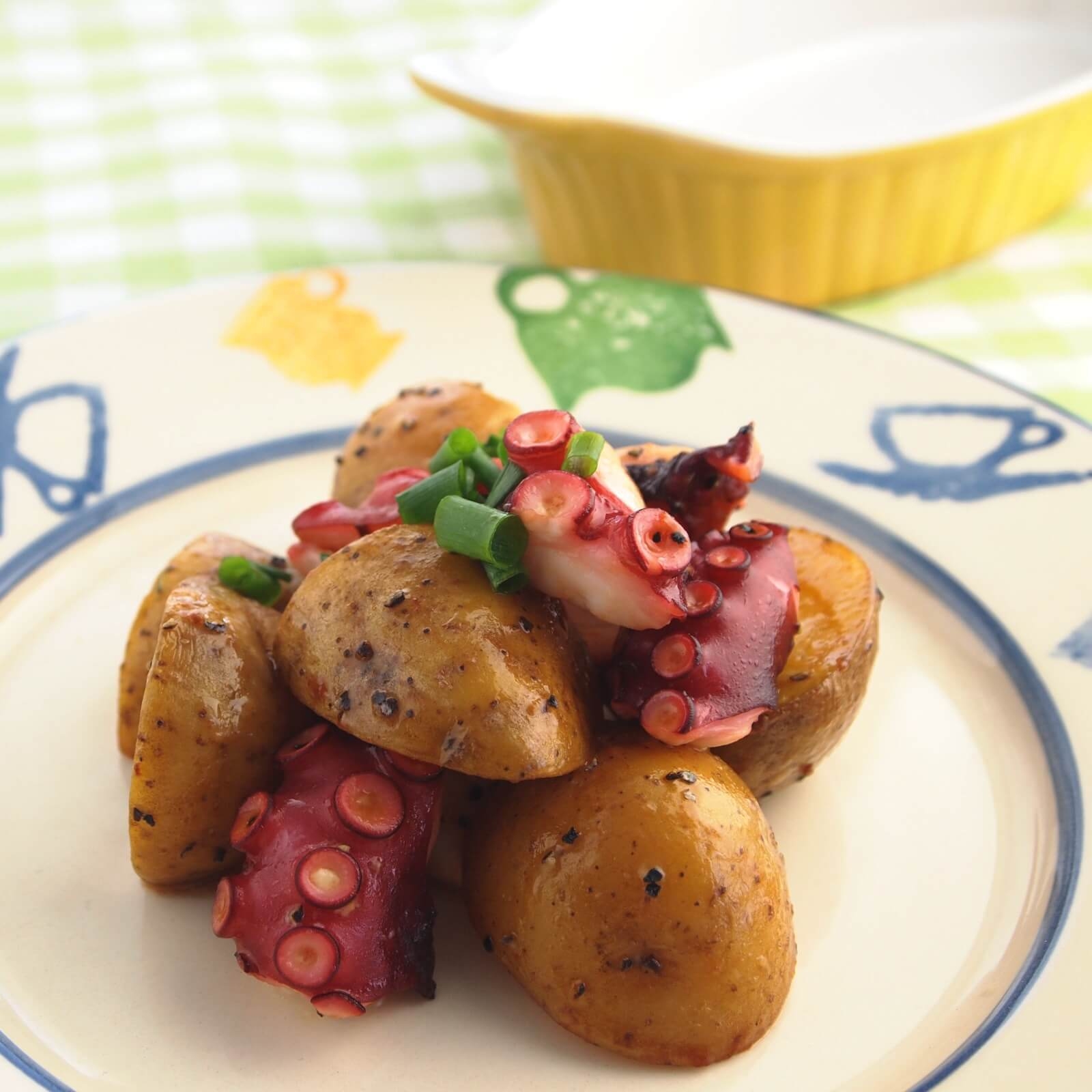 じゃがいもとタコのしょうゆマヨネーズ炒め じゃがいもとタコのしょうゆマヨネーズ炒め