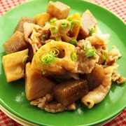 れんこんとこんにゃくの豚肉炒め和え