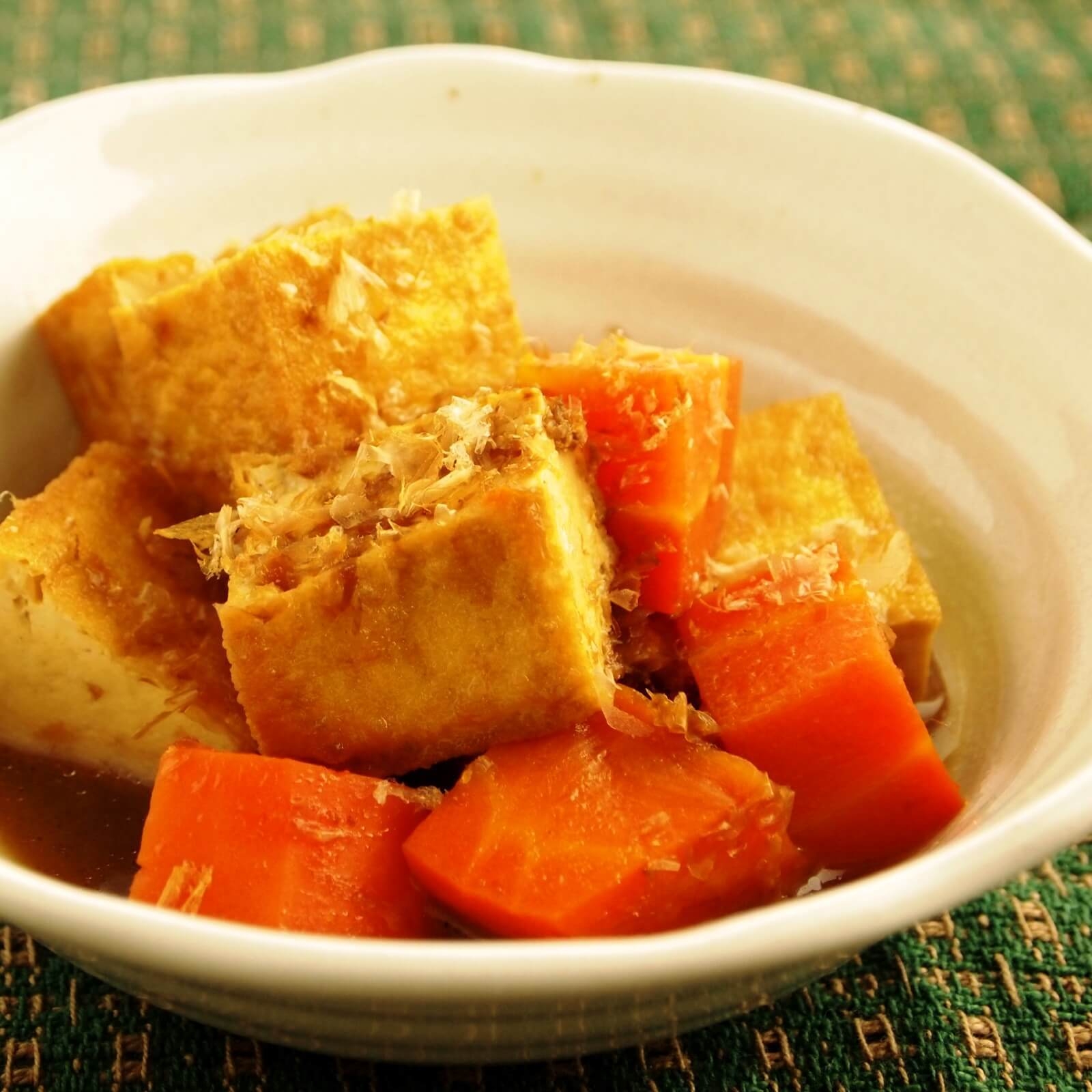 にんじんと厚揚げの煮物 にんじんと厚揚げの煮物