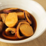 さといもといかの煮物