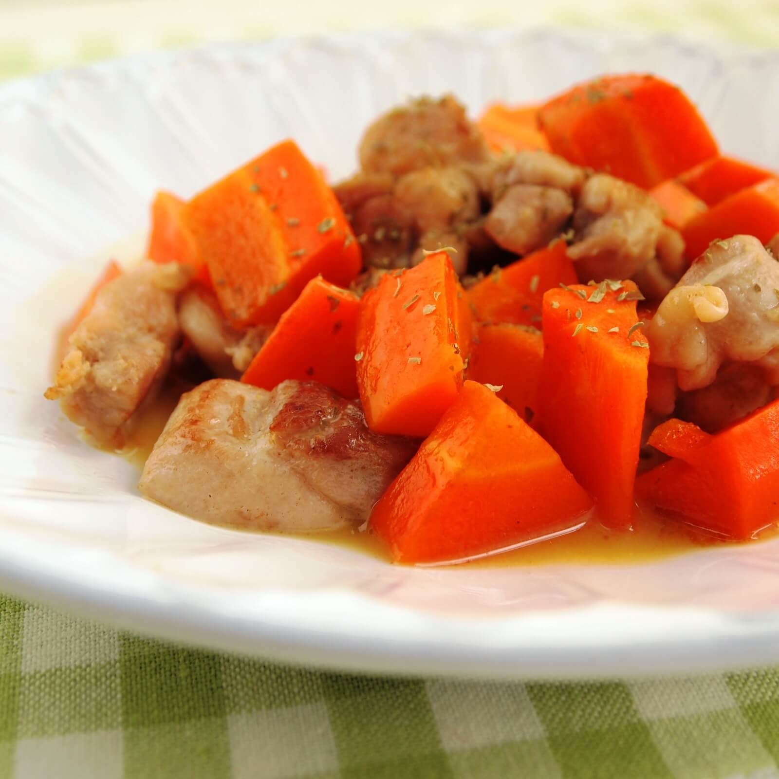 にんじんと鶏肉のバター煮 にんじんと鶏肉のバター煮