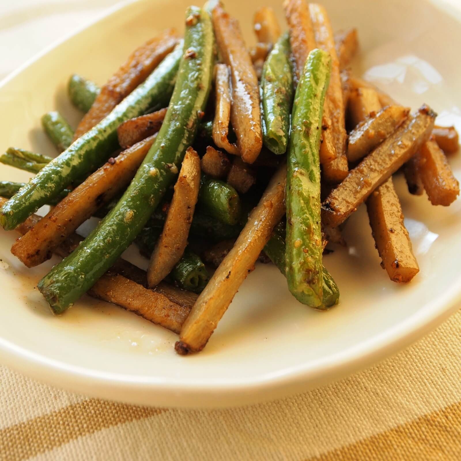 ごぼうといんげんのバターガーリック炒め ごぼうといんげんのバターガーリック炒め