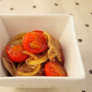 トマトと豚肉のホットマリネ
