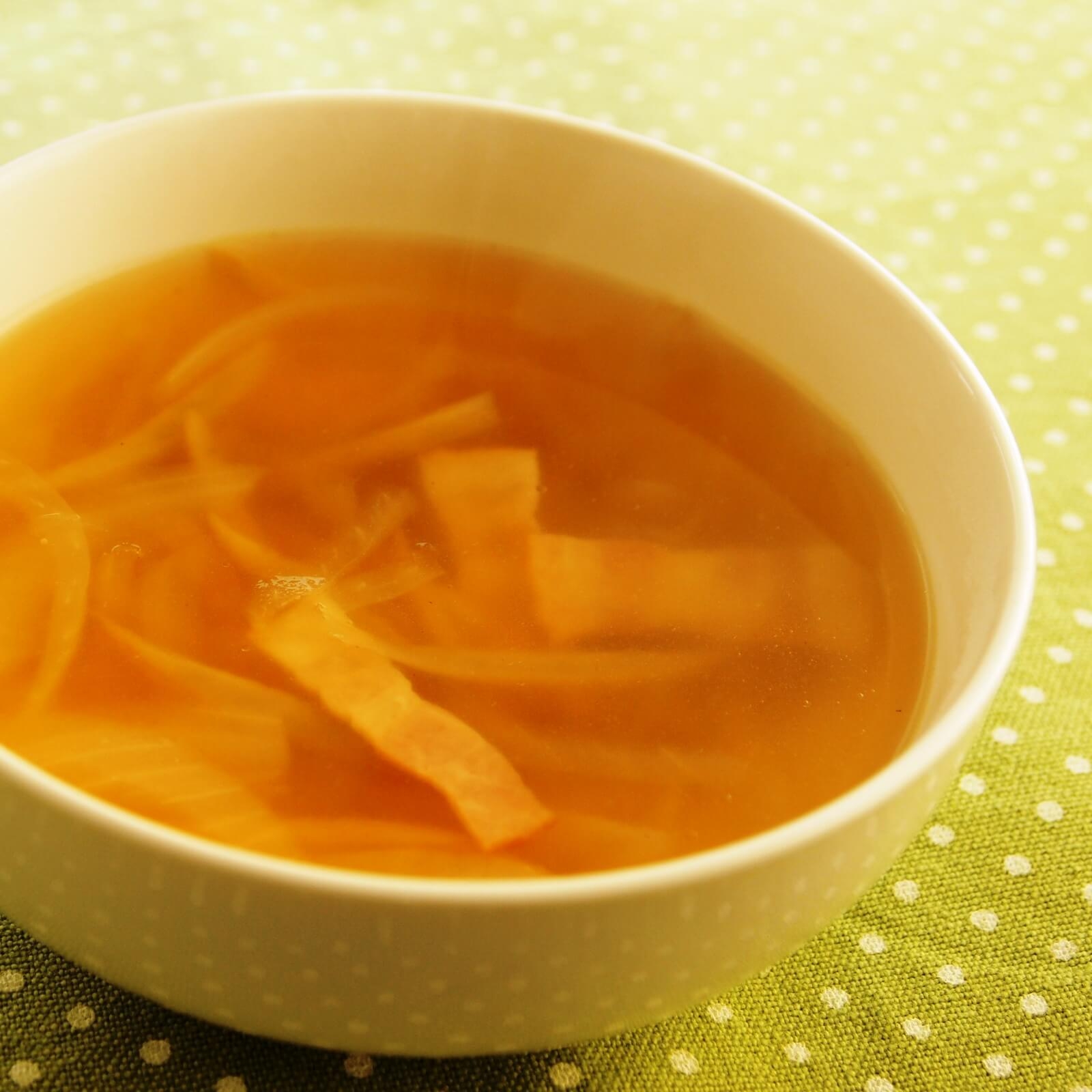 ごぼうとたまねぎのスープ