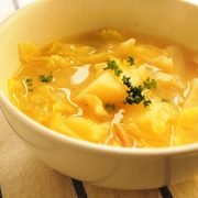 キャベツとじゃがいもの欧風スープ