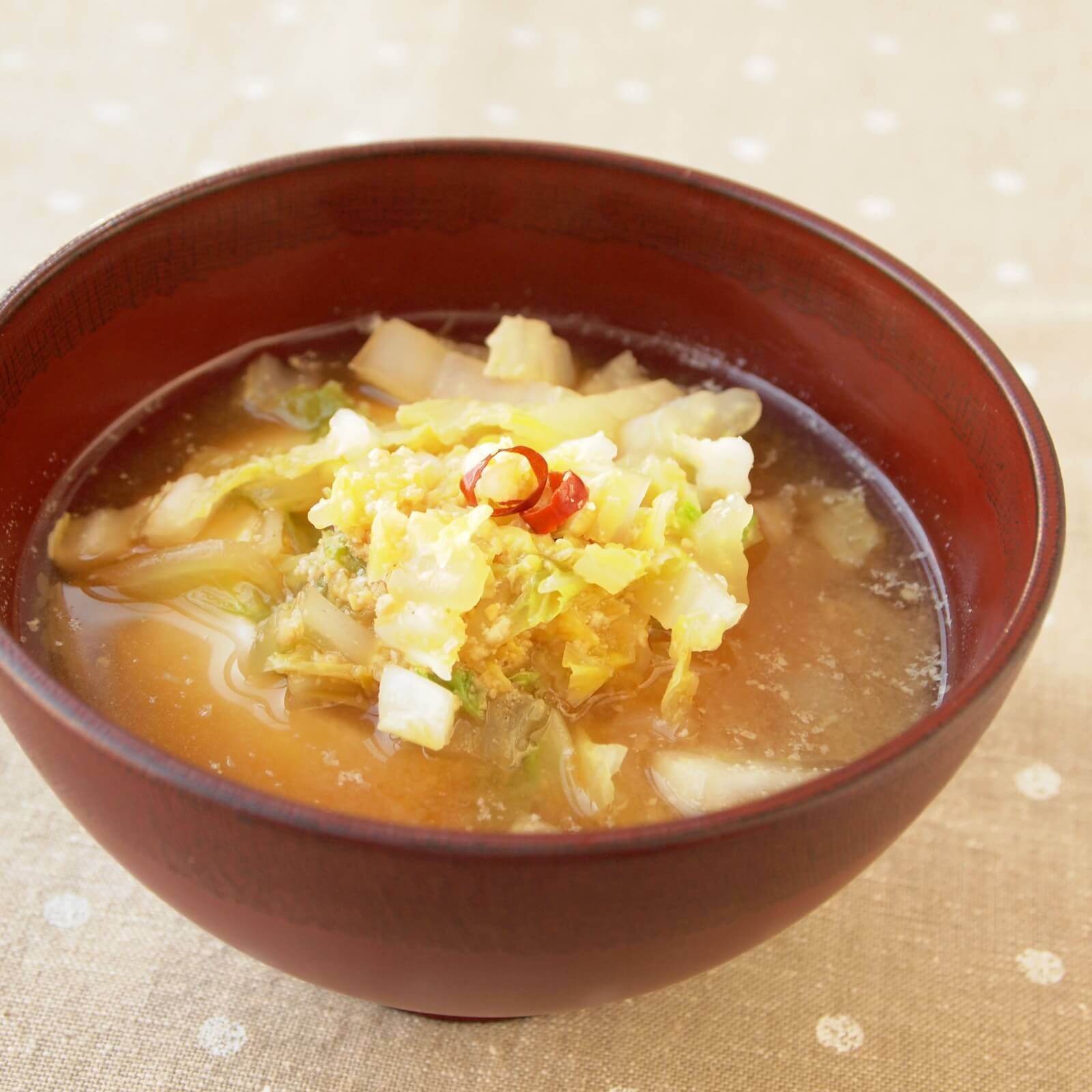 はくさいのごまたっぷりみそ汁